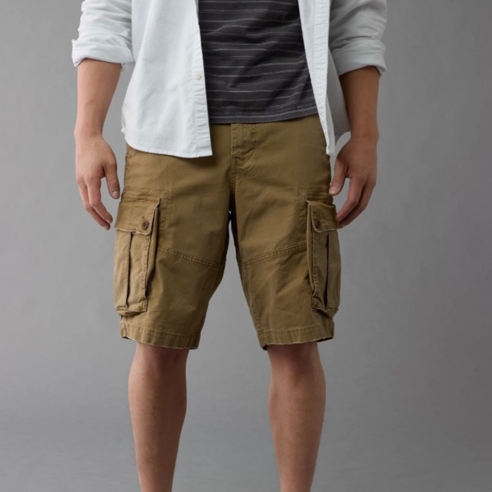 AE Men’s Flex Lived In Khaki Cargo Shorts Classic Length Size 34